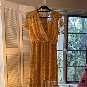Lace Bright Yellow V Neck Elegant Dresses, Ruffle Hem Short Sleeve Maxi Dress